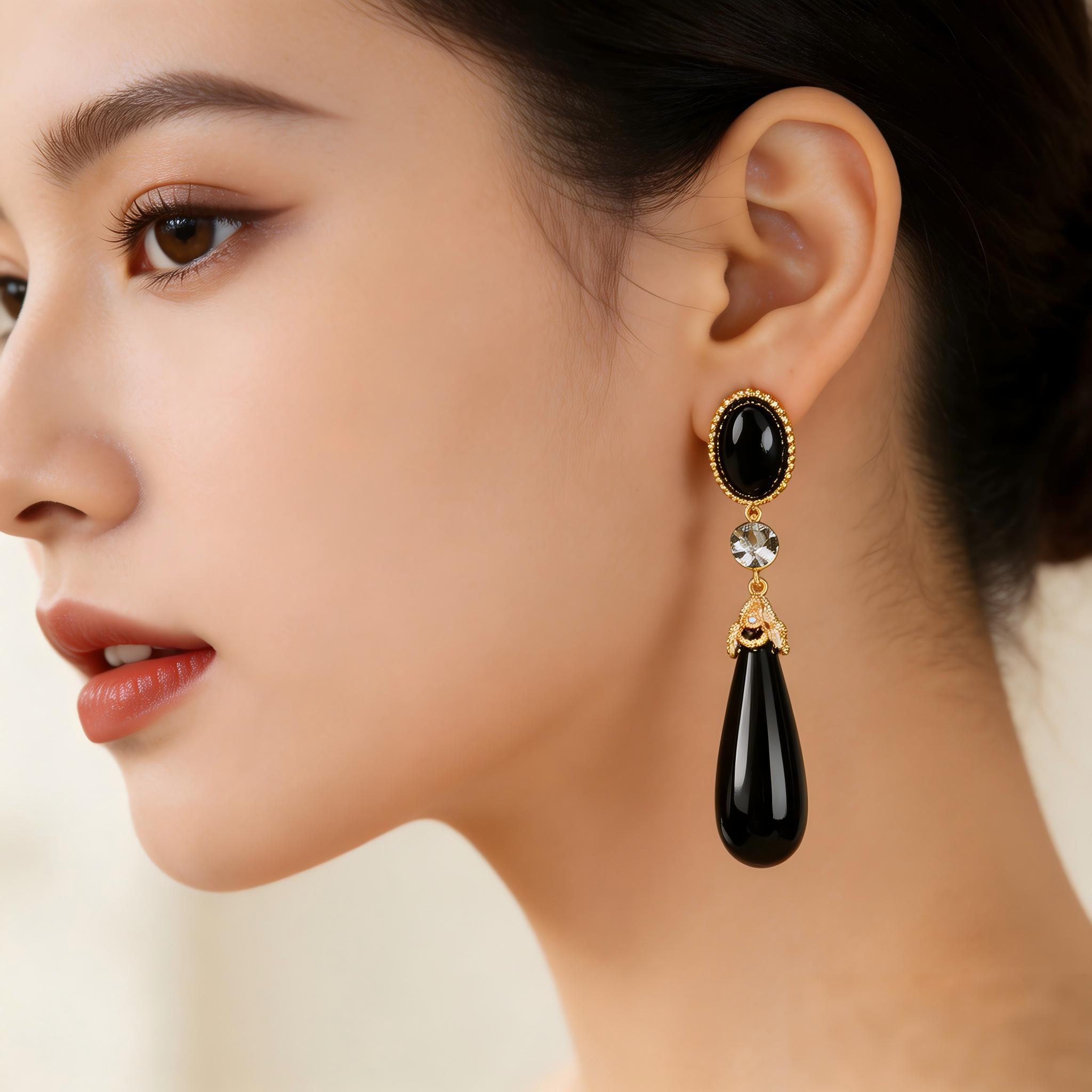 Vintage Women'S Formal Wear - Gold Plated Vintage Black Teardrop Drop