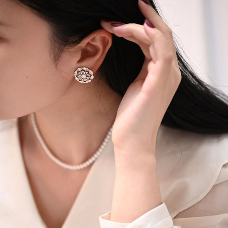 Vintage Women'S Formal Wear - Fashion Elegant Style Earrings Exquisite Banquet