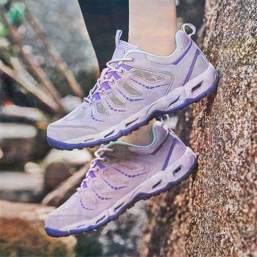 Sumer Round Tip Silver Sneaker - огляд і ціна Vintage Women'S Formal Wear